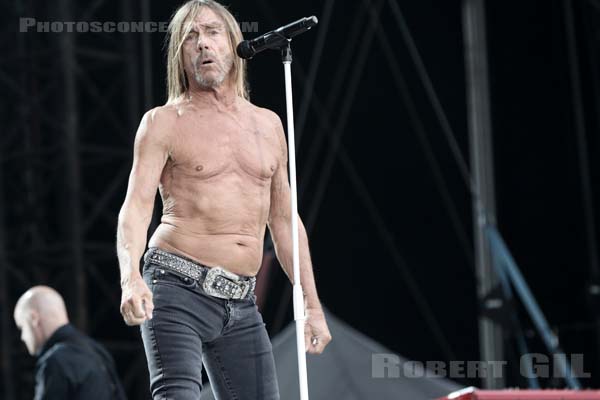 IGGY POP - 2016-08-28 - SAINT CLOUD - Domaine National - Grande Scene - 